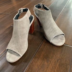 Adam Tucker Shoe